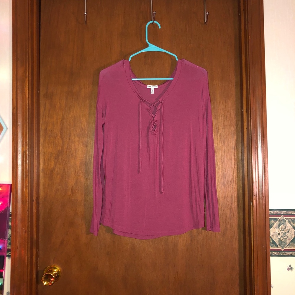 LIKE NEW! Pink long sleeve lace low-cut shirt